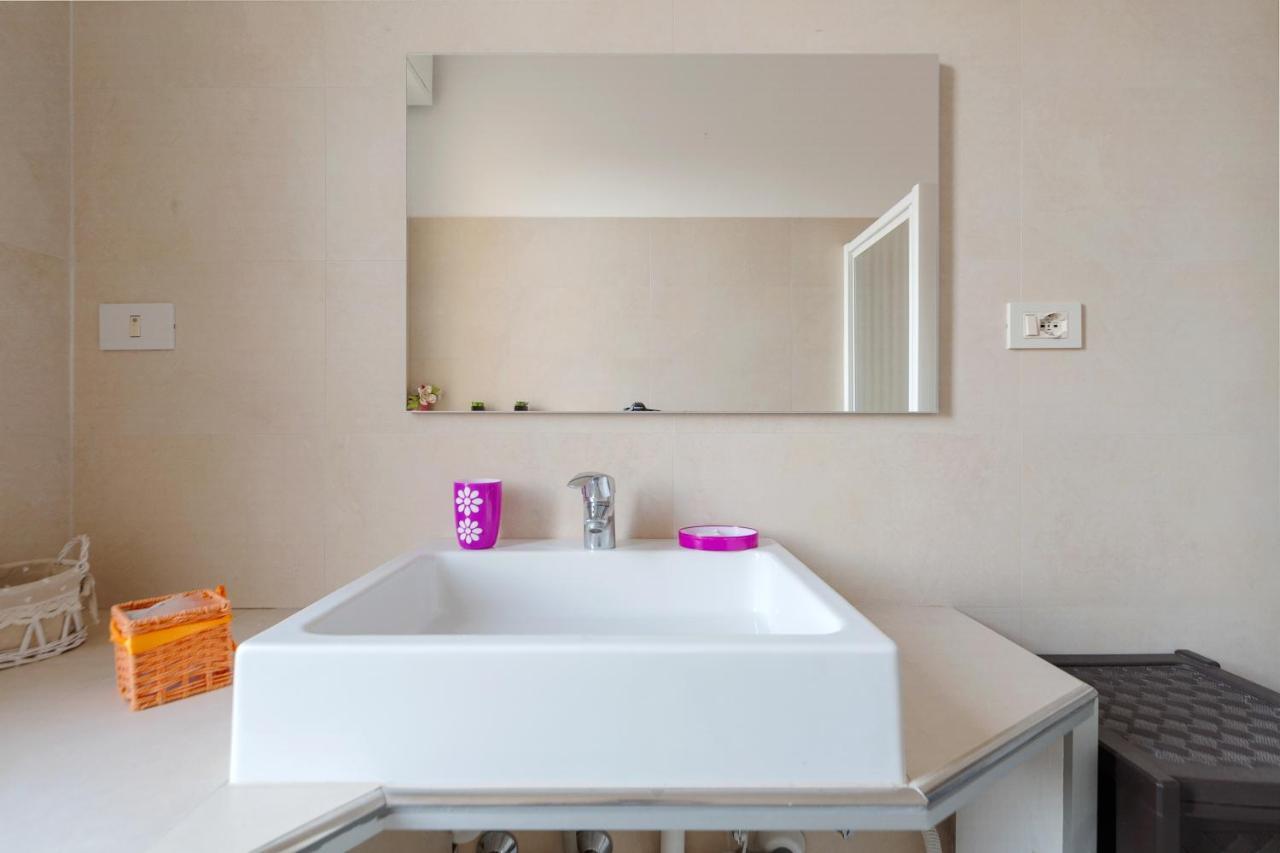 Bright&Cozy C5 Fiera Apartment 볼로냐 외부 사진