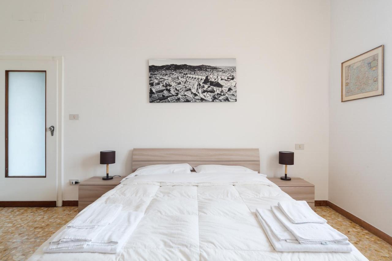 Bright&Cozy C5 Fiera Apartment 볼로냐 외부 사진