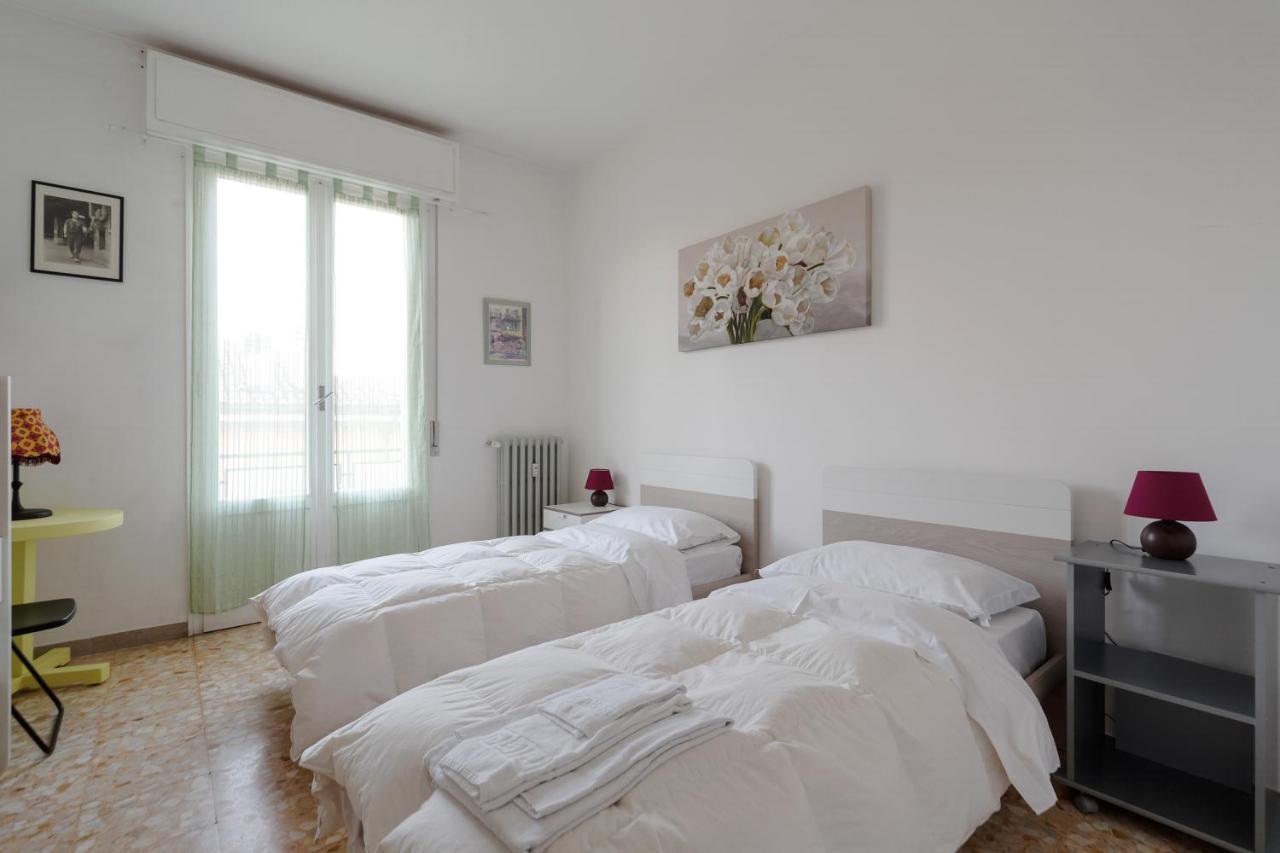 Bright&Cozy C5 Fiera Apartment 볼로냐 외부 사진